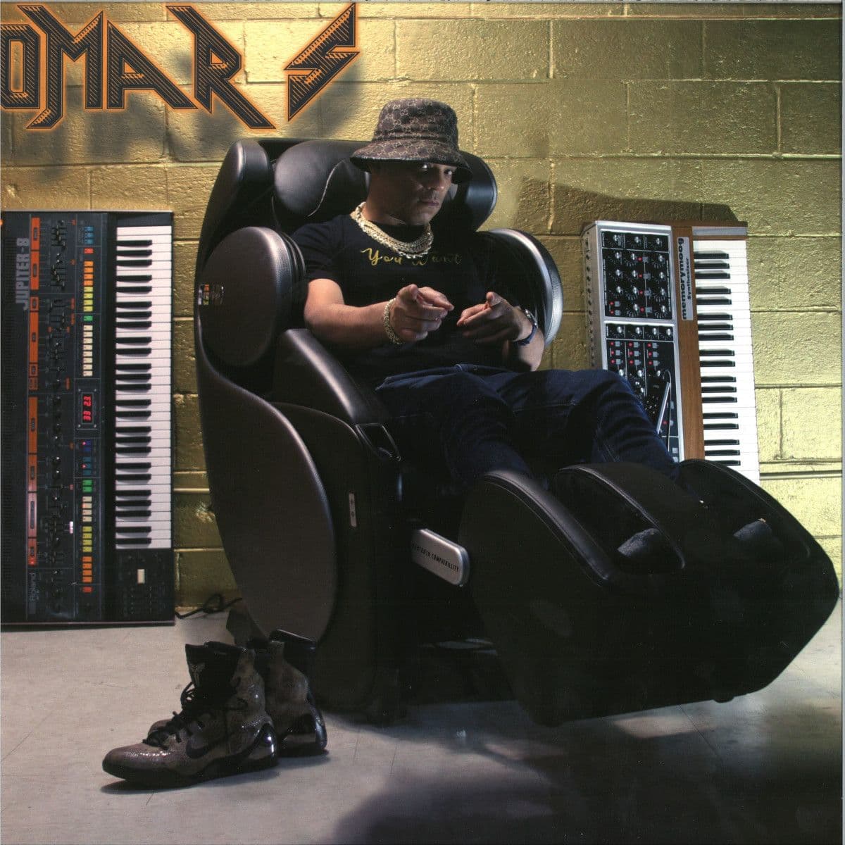 Featuring Omar S